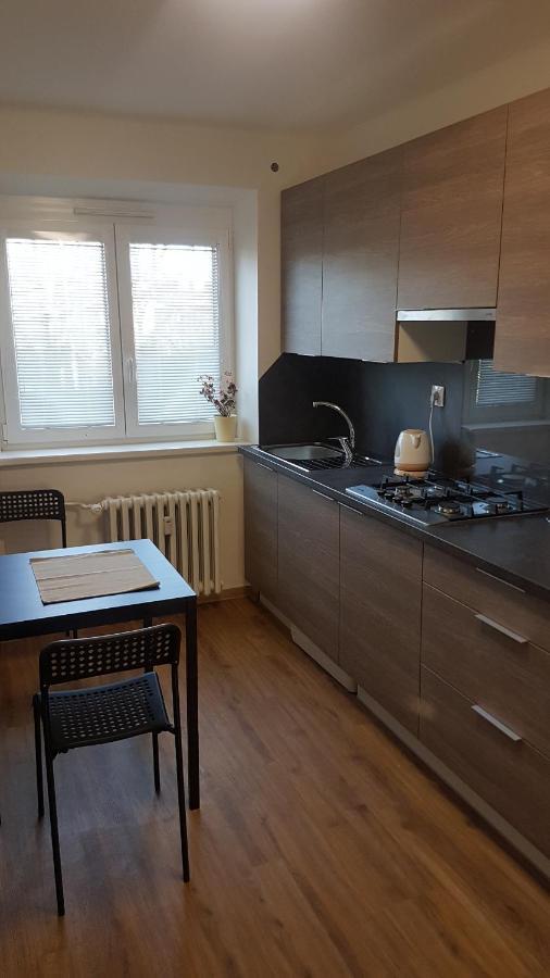 Apartman Jizni Apartment Prerov Ngoại thất bức ảnh