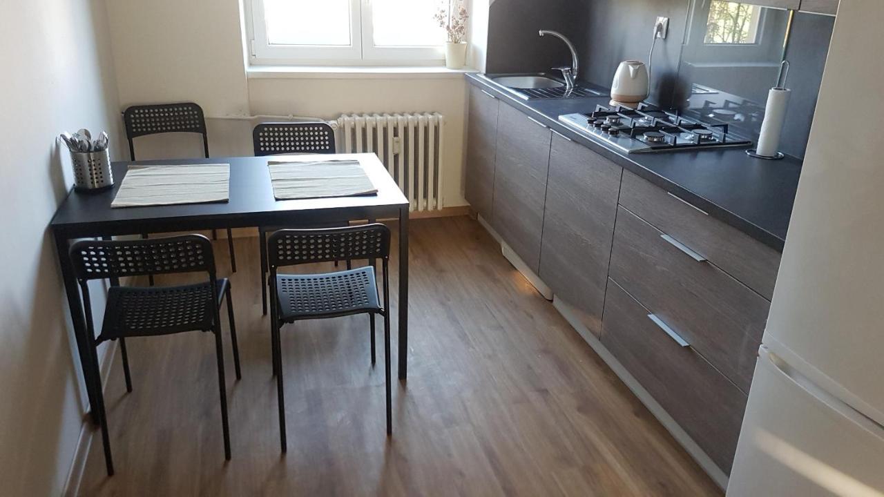 Apartman Jizni Apartment Prerov Ngoại thất bức ảnh